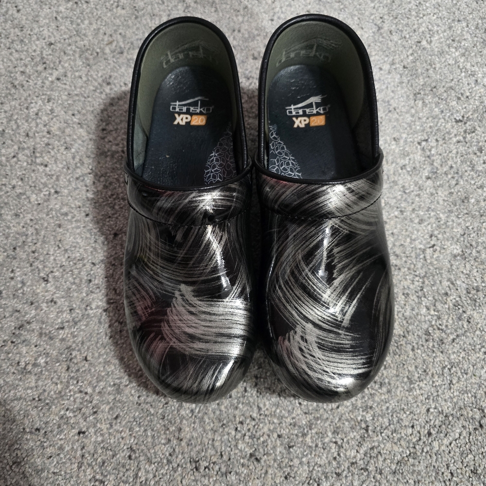 Dankso Woman's Clogs